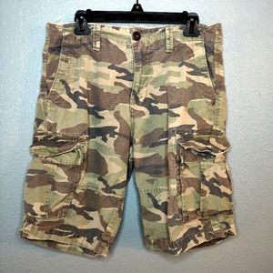 American Eagle Outfitters camouflage cargo shorts